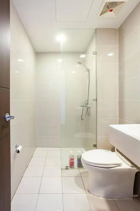 Refined & Homey Luxury Apartment Manila 0*,