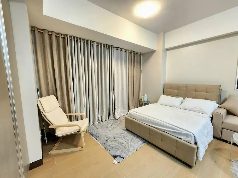 Refined & Homey Luxury Apartment Manila